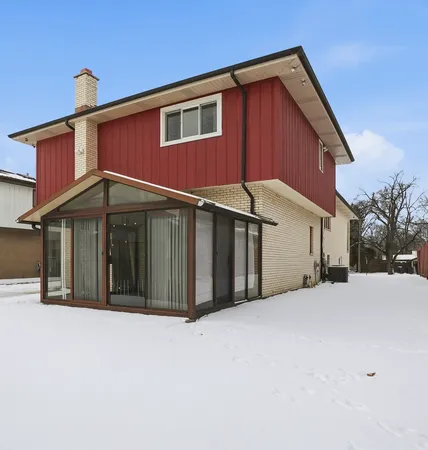 $299,000 | 15641 Cottage Grove Avenue, Dolton, IL 60419