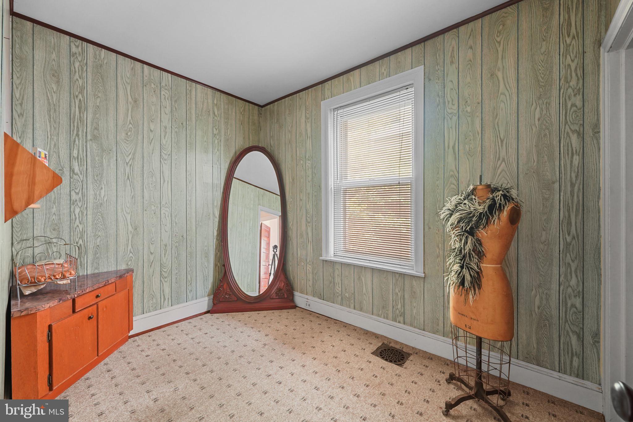 31 East Gravers Lane Philadelphia, PA 19118 - Photo 23 of 35 Extra Room/Possible Master Bath