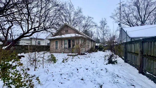 $24,900 | 452 East Washington Street, Arcola, IL 61910