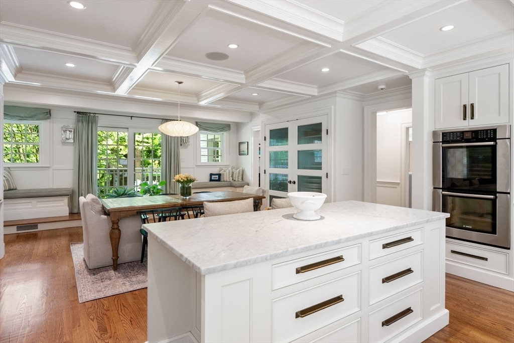 25 Kenilworth Road Wellesley, MA 02482 - Photo 12 of 42