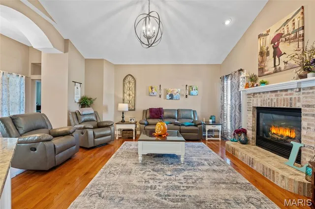 $405,000 | 8037 Austin Drive, Troy, IL 62294