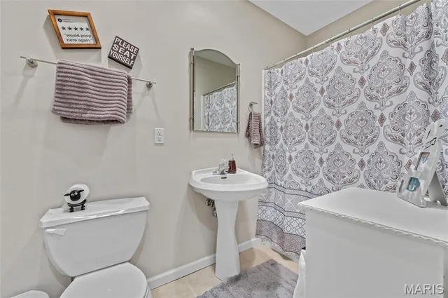 $405,000 | 8037 Austin Drive, Troy, IL 62294