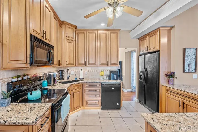 $405,000 | 8037 Austin Drive, Troy, IL 62294