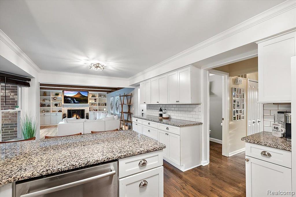 317 Silvervale Drive Rochester Hills, MI 48309 - Photo 22 of 72