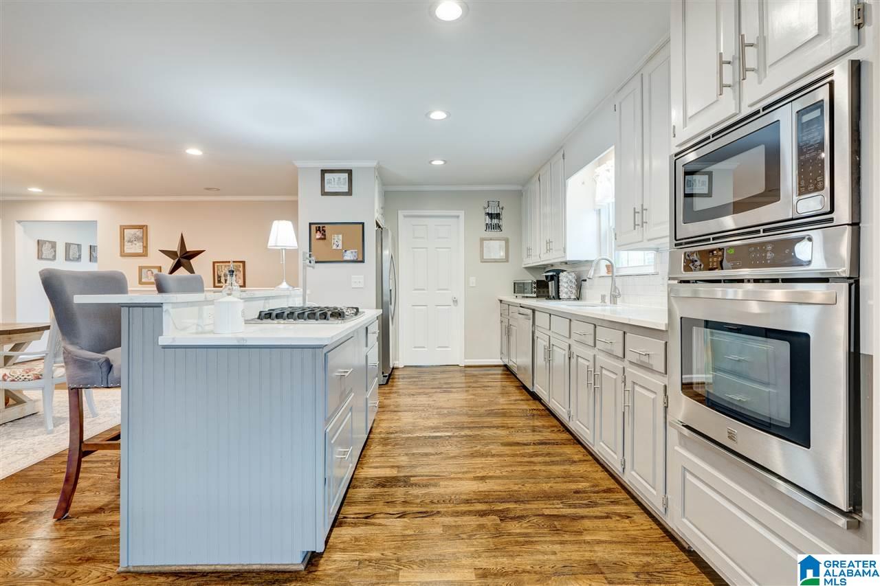 3217 Green Valley Road Birmingham, AL 35243 - Photo 5 of 26