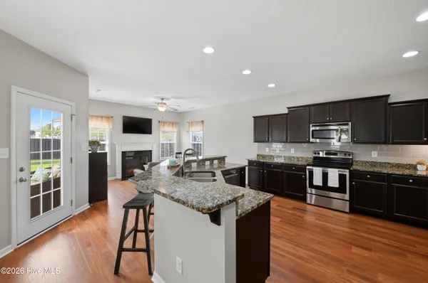 $420,000 | 106 Regatta Way, Sneads Ferry, NC 28460