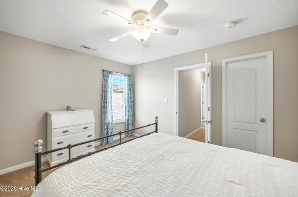 $420,000 | 106 Regatta Way, Sneads Ferry, NC 28460