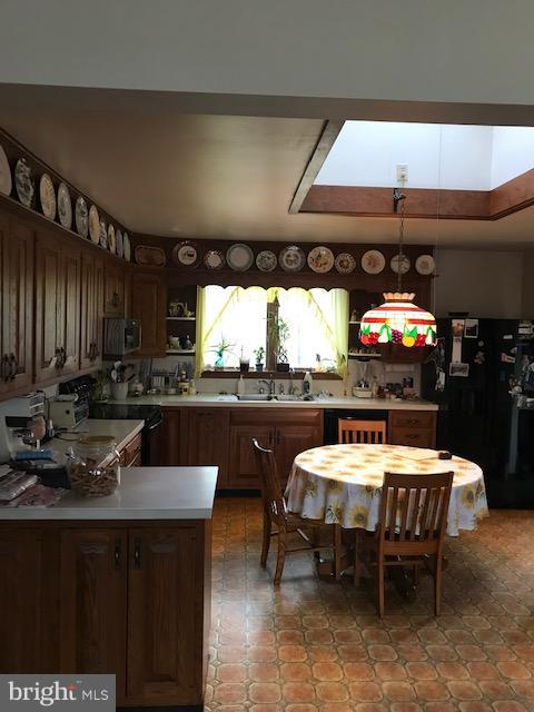 2315 Ridge Road Perkasie, PA 18944 - Photo 6 of 13 Eat in Kitchen