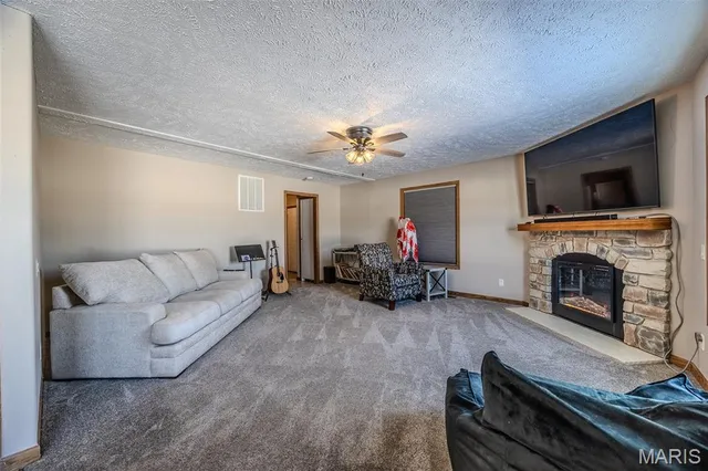 $459,000 | 6991 Ely Road, Hartville, MO 65667