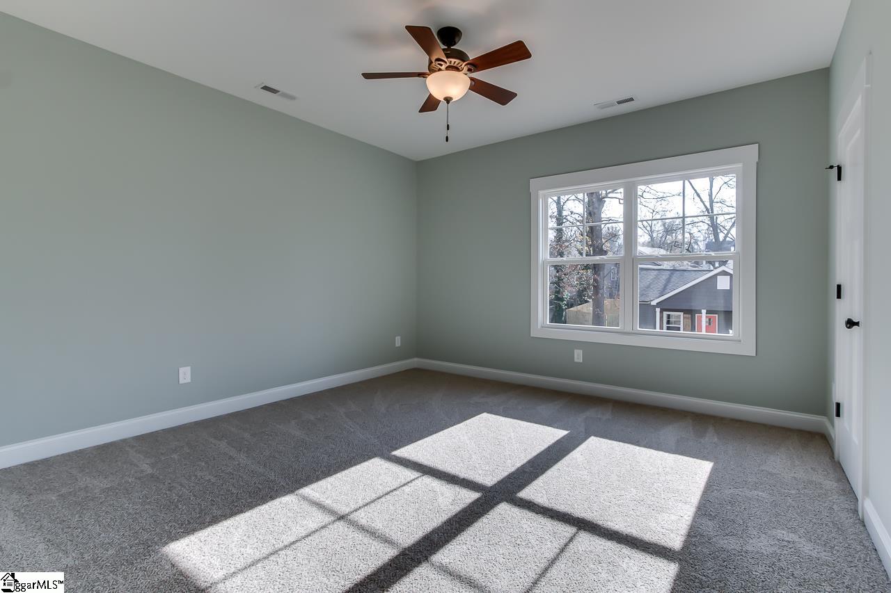15 Ridge Street Greenville, SC 29605 - Photo 11 of 13 Gallery Image 11