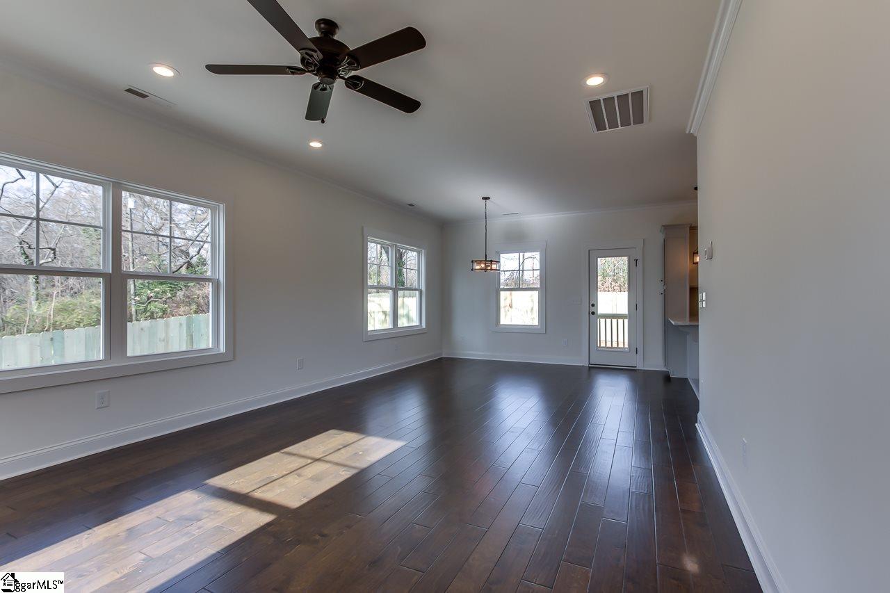 15 Ridge Street Greenville, SC 29605 - Photo 7 of 13 Gallery Image 7