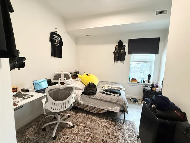 $3,750 | 301-305 Dudley Street, Unit 8, Boston, MA 02119