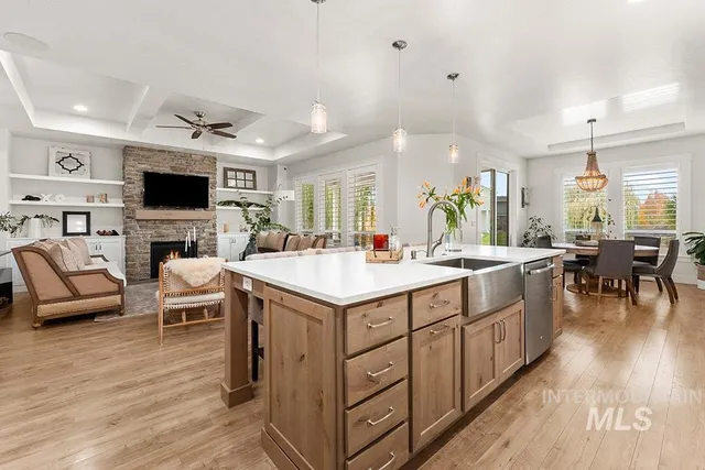 $925,000 | 1185 North SEVEN GOLDS Place, Eagle, ID 83616