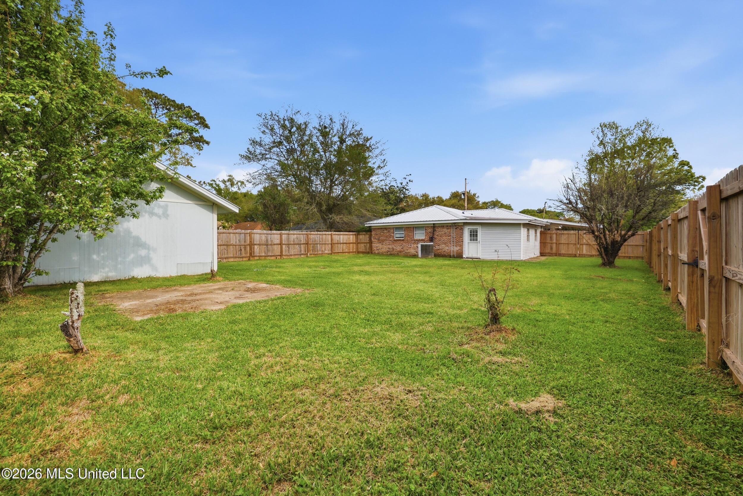 402 8th Street Long Beach, MS 39560 - Photo 21 of 34 31_r6__8519