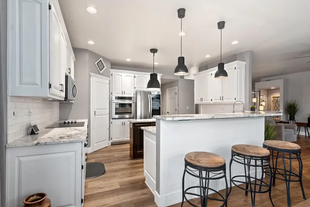 $524,900 | 1228 Gail Drive, Green Bay, WI 54311