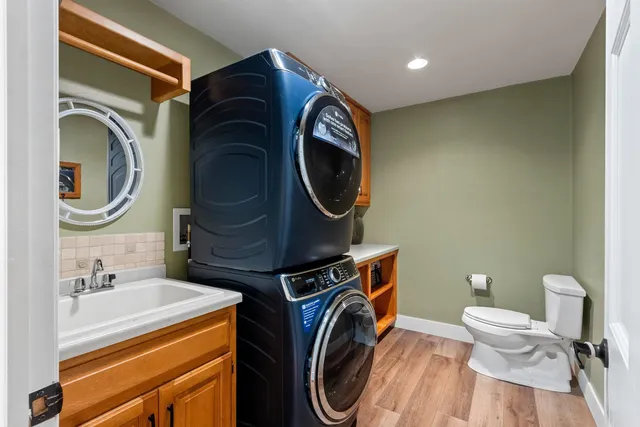 $524,900 | 1228 Gail Drive, Green Bay, WI 54311