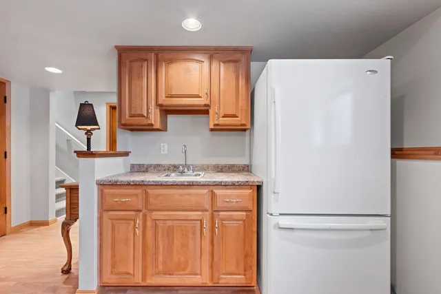 $524,900 | 1228 Gail Drive, Green Bay, WI 54311