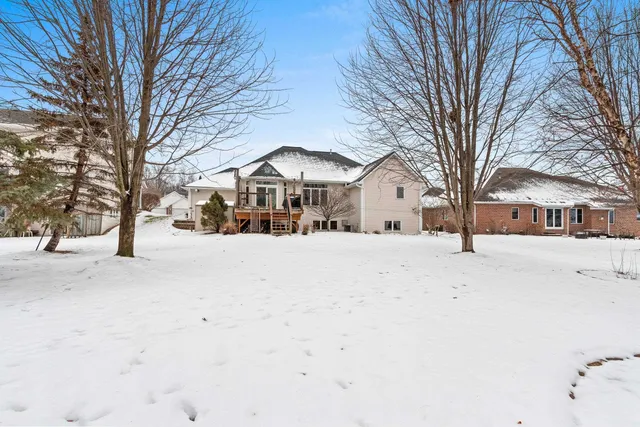 $524,900 | 1228 Gail Drive, Green Bay, WI 54311