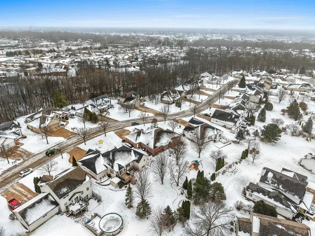 $524,900 | 1228 Gail Drive, Green Bay, WI 54311