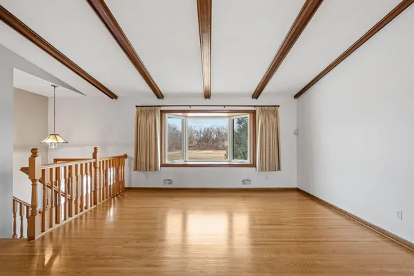 $370,000 | 1460 Hoyt Avenue East, St. Paul, MN 55106