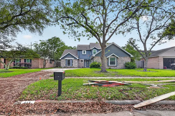$3,400 | 417 West Hillary Circle, Sugar Land, TX 77498