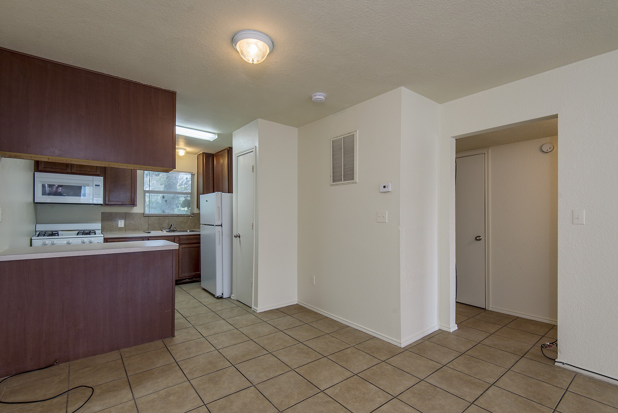 6810 Westover Street, Unit 9 Houston, TX 77087 - Photo 4 of 10