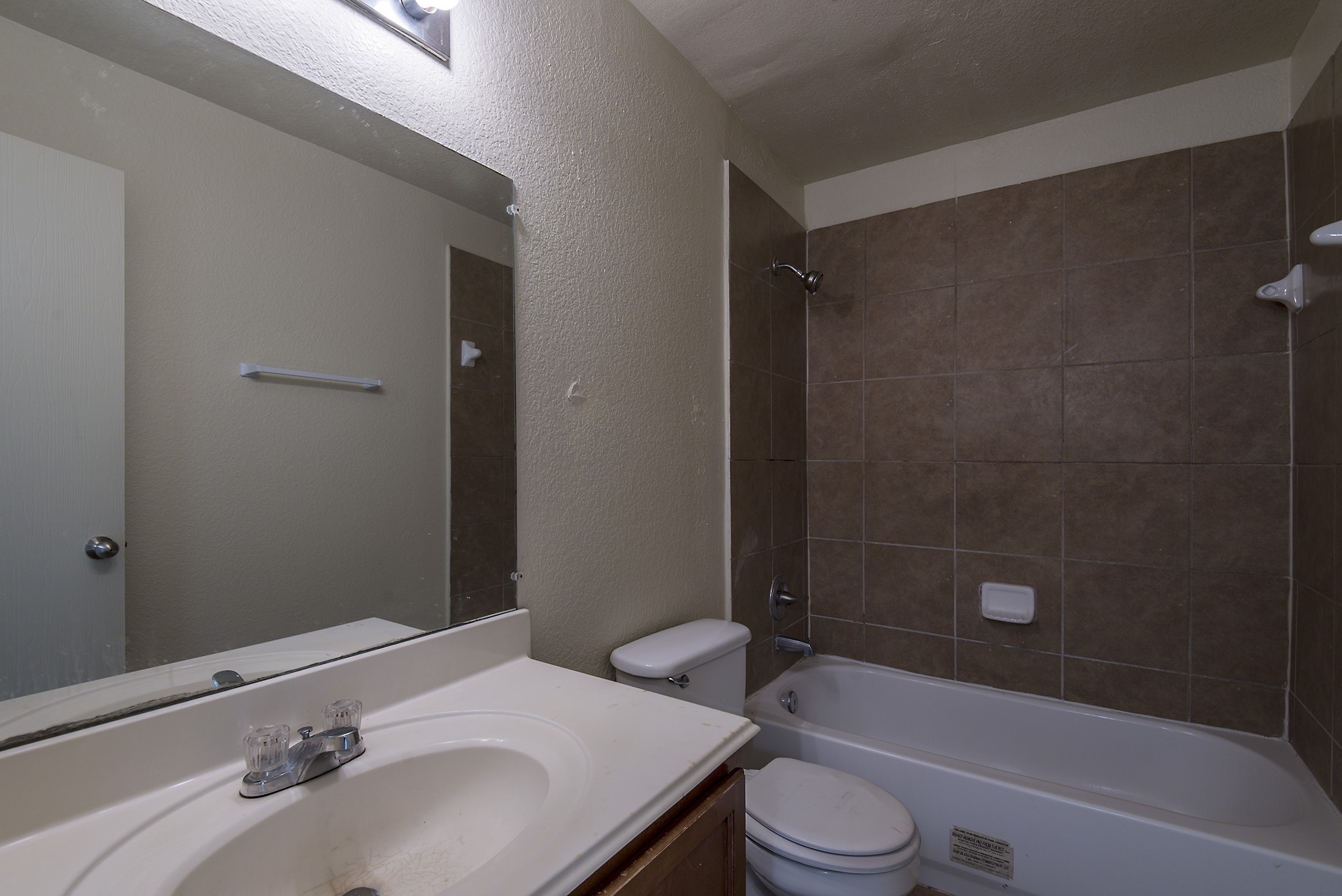 6810 Westover Street, Unit 9 Houston, TX 77087 - Photo 7 of 10