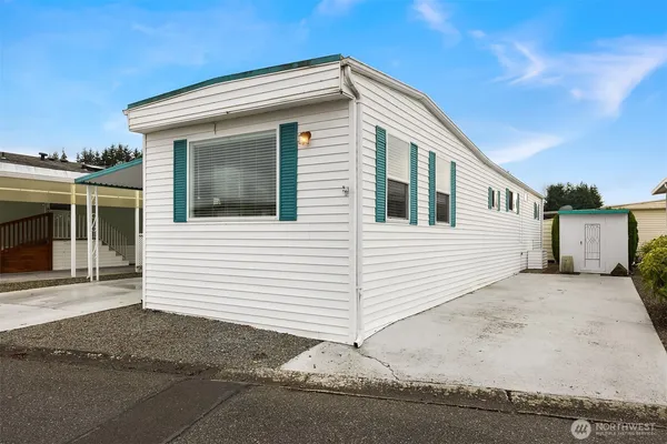 a view of a white house