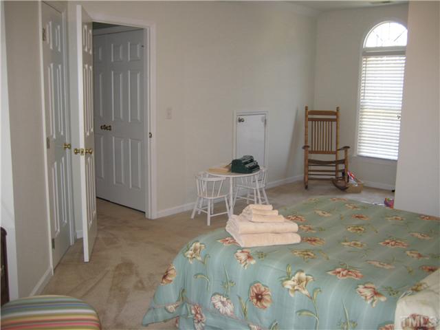 2801 Crofton Springs Drive Raleigh, NC 27615 - Photo 19 of 25 Gallery Image 19