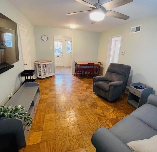 2993 Walnut Grove Road, Unit 1 Memphis, TN 38111 - Photo 11 of 22 Gallery Image 11