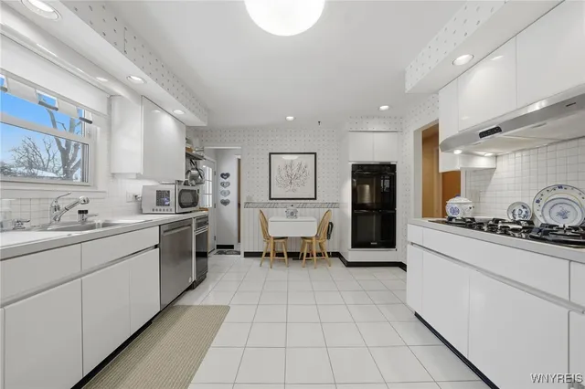 $372,900 | 54 Coniston Road, Amherst, NY 14226