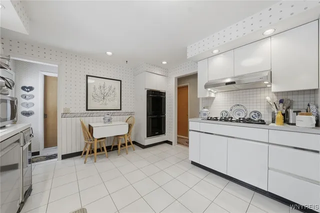 $372,900 | 54 Coniston Road, Amherst, NY 14226