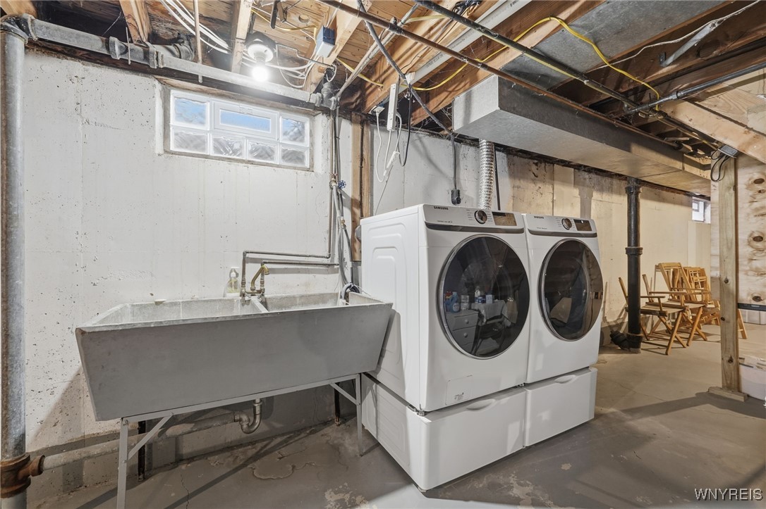 54 Coniston Road Amherst, NY 14226 - Photo 37 of 50 Washer and dryer - both front loaders