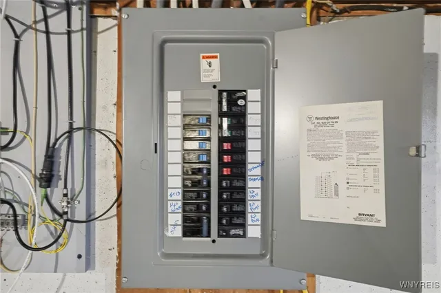 $372,900 | 54 Coniston Road, Amherst, NY 14226