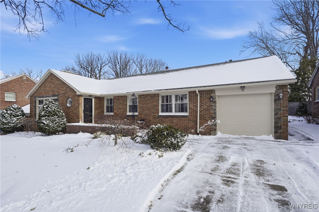 54 Coniston Road Amherst, NY 14226 - Photo 4 of 50 Snyder Brick Ranch with concrete driveway