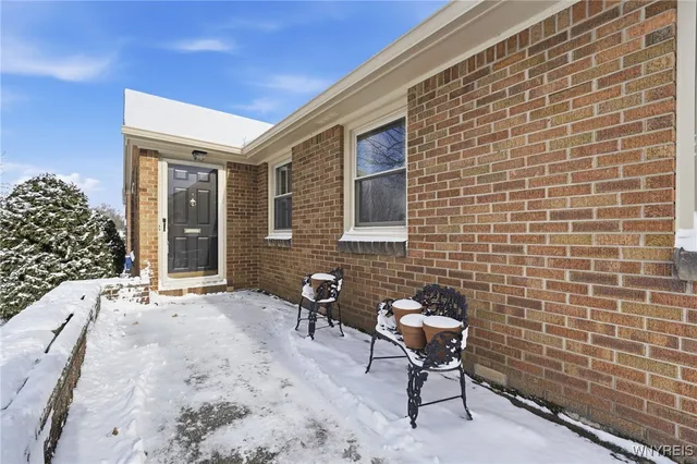 $372,900 | 54 Coniston Road, Amherst, NY 14226