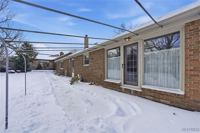 $372,900 | 54 Coniston Road, Amherst, NY 14226