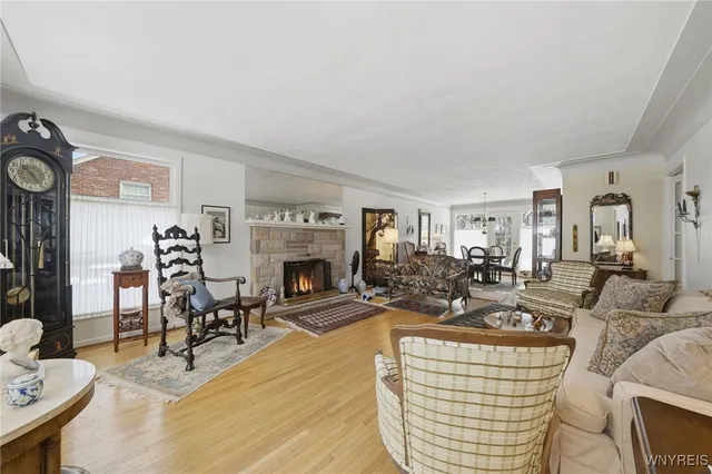 $372,900 | 54 Coniston Road, Amherst, NY 14226