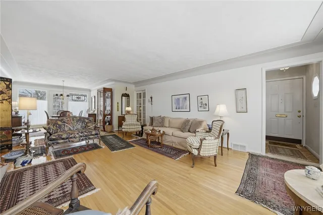 $372,900 | 54 Coniston Road, Amherst, NY 14226