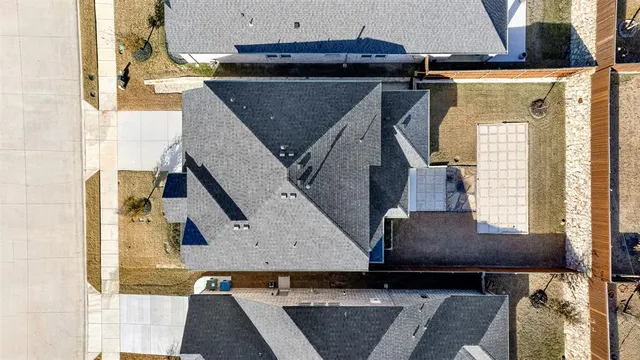 $500,000 | 209 Savannah Lane, Oak Point, TX 75068