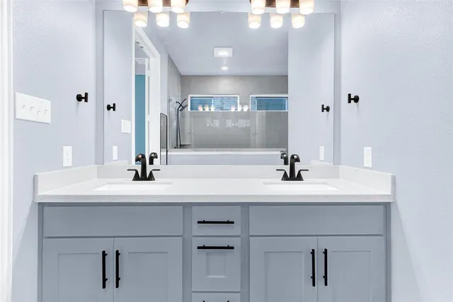 $500,000 | 209 Savannah Lane, Oak Point, TX 75068