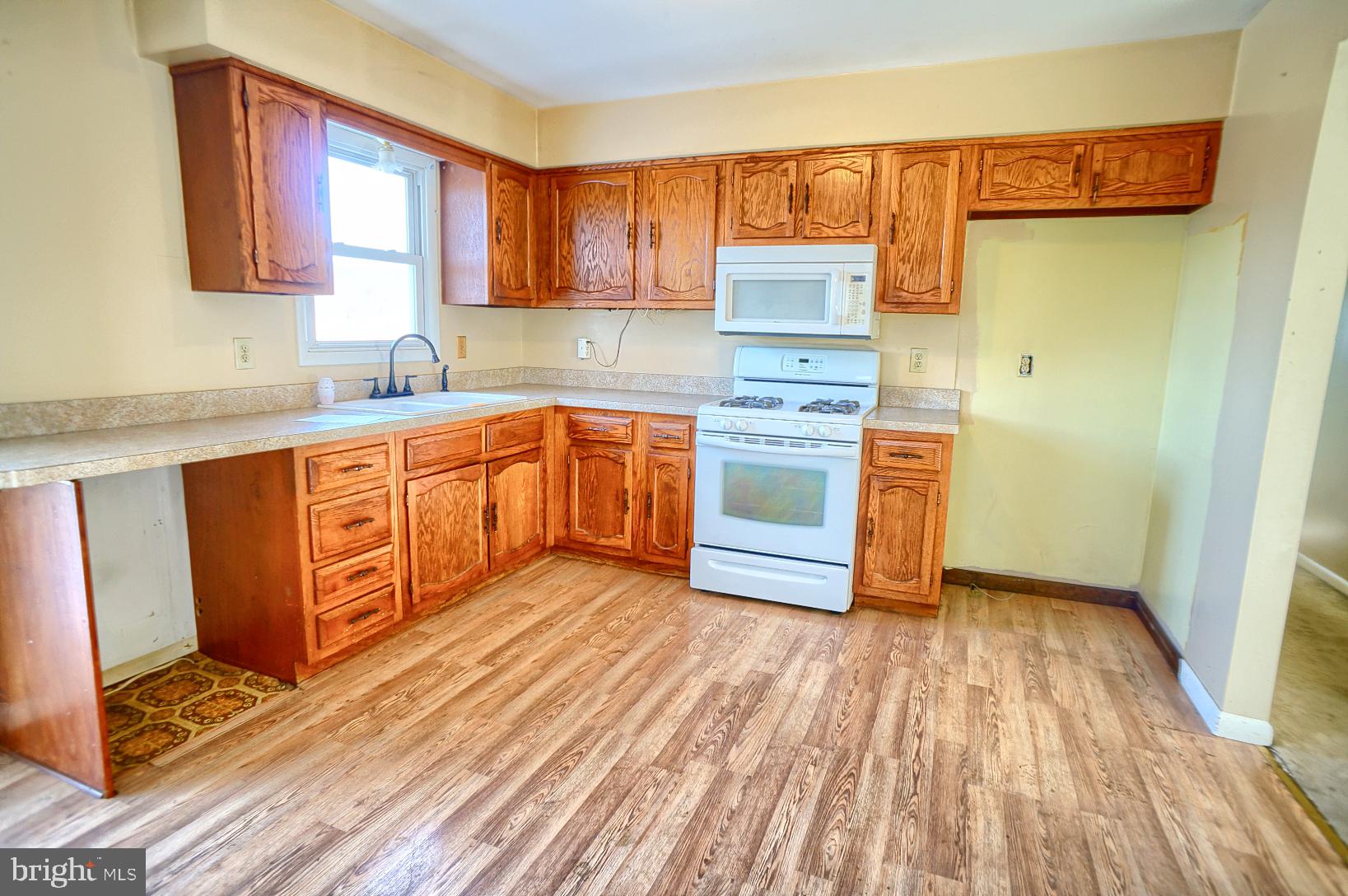 1157 Easy Road Carlisle, PA 17015 - Photo 2 of 17 Gallery Image 2
