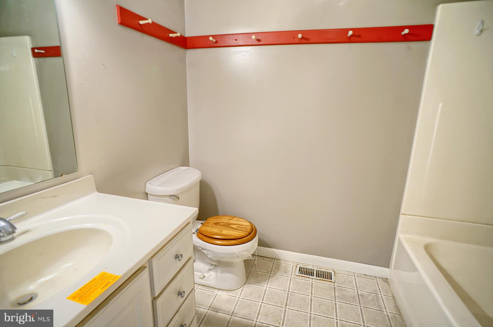 1157 Easy Road Carlisle, PA 17015 - Photo 5 of 17 Gallery Image 5