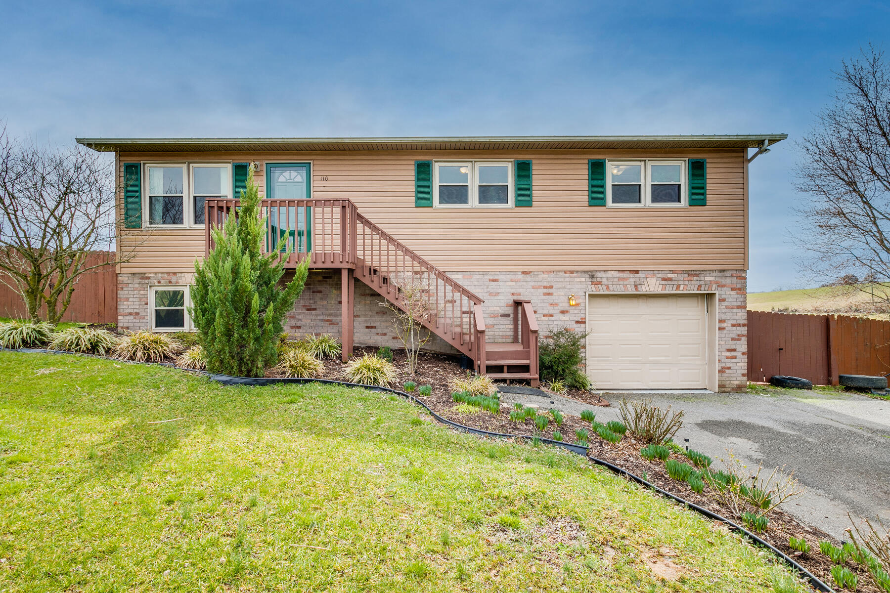 110 Cable Road Jonesborough, TN 37659 - Photo 1 of 43 001