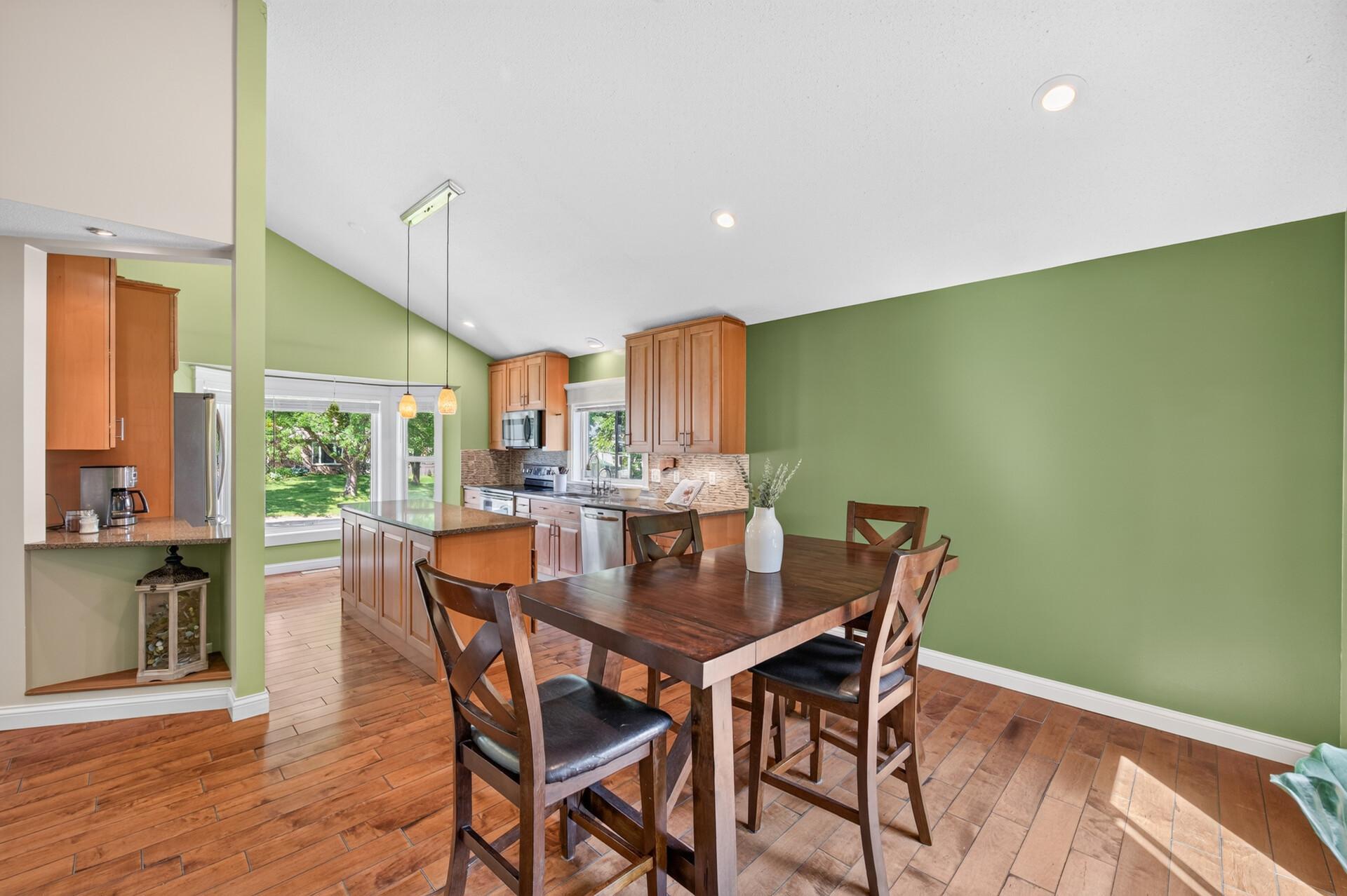 9391 Newcastle Road Woodbury, MN 55125 - Photo 12 of 58