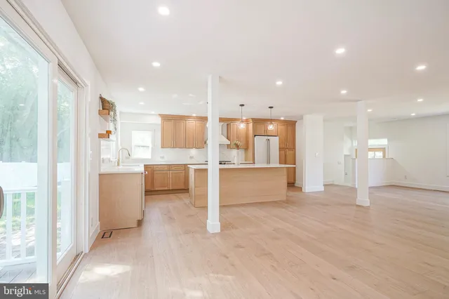 $899,000 | 316 Farmdale Road, Moorestown, NJ 08057