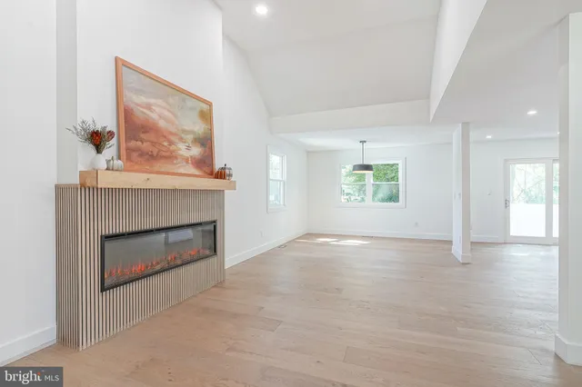 $899,000 | 316 Farmdale Road, Moorestown, NJ 08057