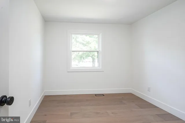 $899,000 | 316 Farmdale Road, Moorestown, NJ 08057