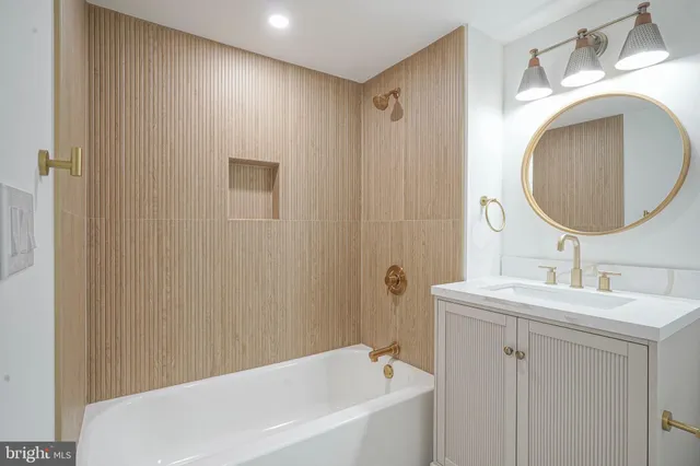 $899,000 | 316 Farmdale Road, Moorestown, NJ 08057