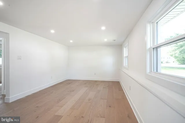 $899,000 | 316 Farmdale Road, Moorestown, NJ 08057